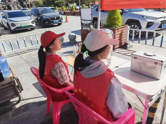 81b93268172fb8fac063ad3577fca4be